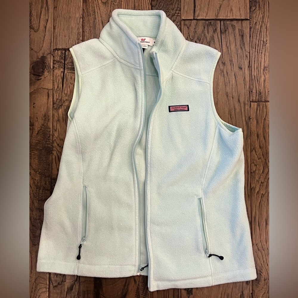 Women’s Vineyard Vines Vest